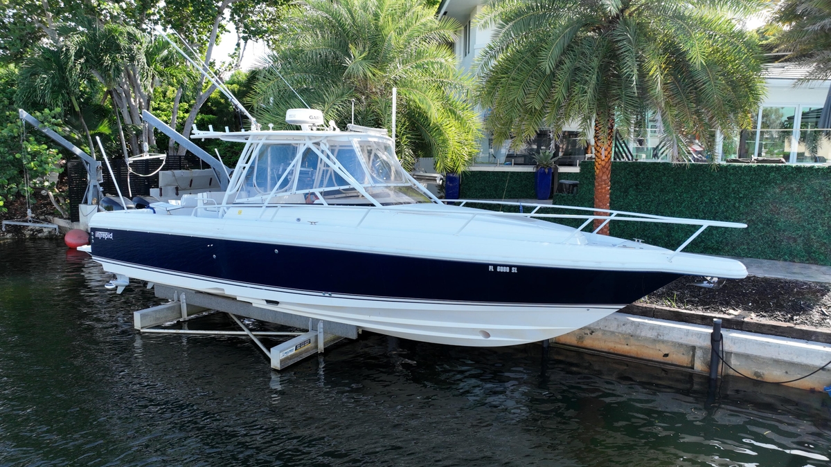 2005 Intrepid 348 Walkaround - Sold Boat