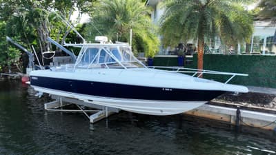 BOATZON | Intrepid 348 Walkaround 2005