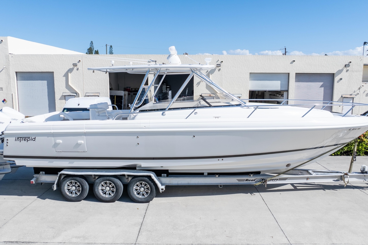 2007 Intrepid 350 Walkaround - Sold Boat