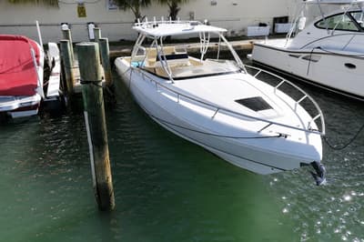 BOATZON | Intrepid 370 Cuddy 2008