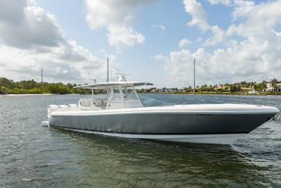 BOATZON | Intrepid 375 Center Console 2015
