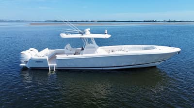 BOATZON | Intrepid 375 Center Console 2017 BOATZON | Intrepid 375 Center Console 2017