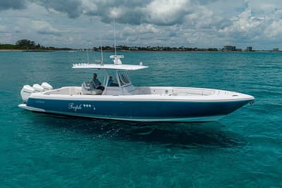BOATZON | Intrepid 375 Nomad FE 2023
