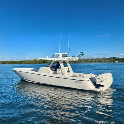 BOATZON | Intrepid 375 Nomad SE 2020