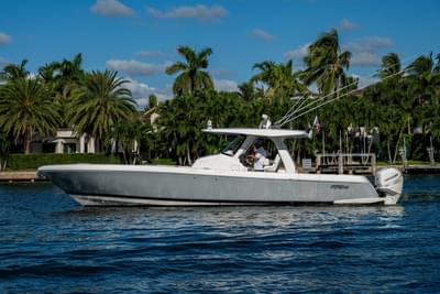 BOATZON | Intrepid 375 Nomad SE 2020