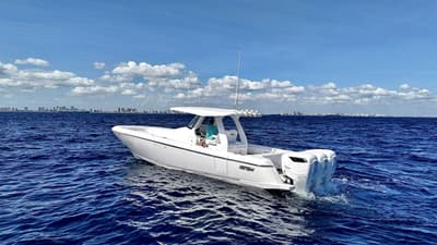 BOATZON | Intrepid 375 Nomad SE 2024
