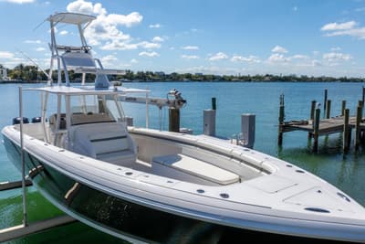 BOATZON | Intrepid 400 Center Console 2015