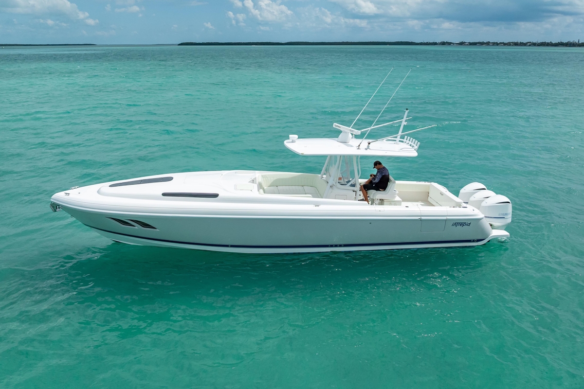 2015 Intrepid 400 Cuddy - Sold Boat