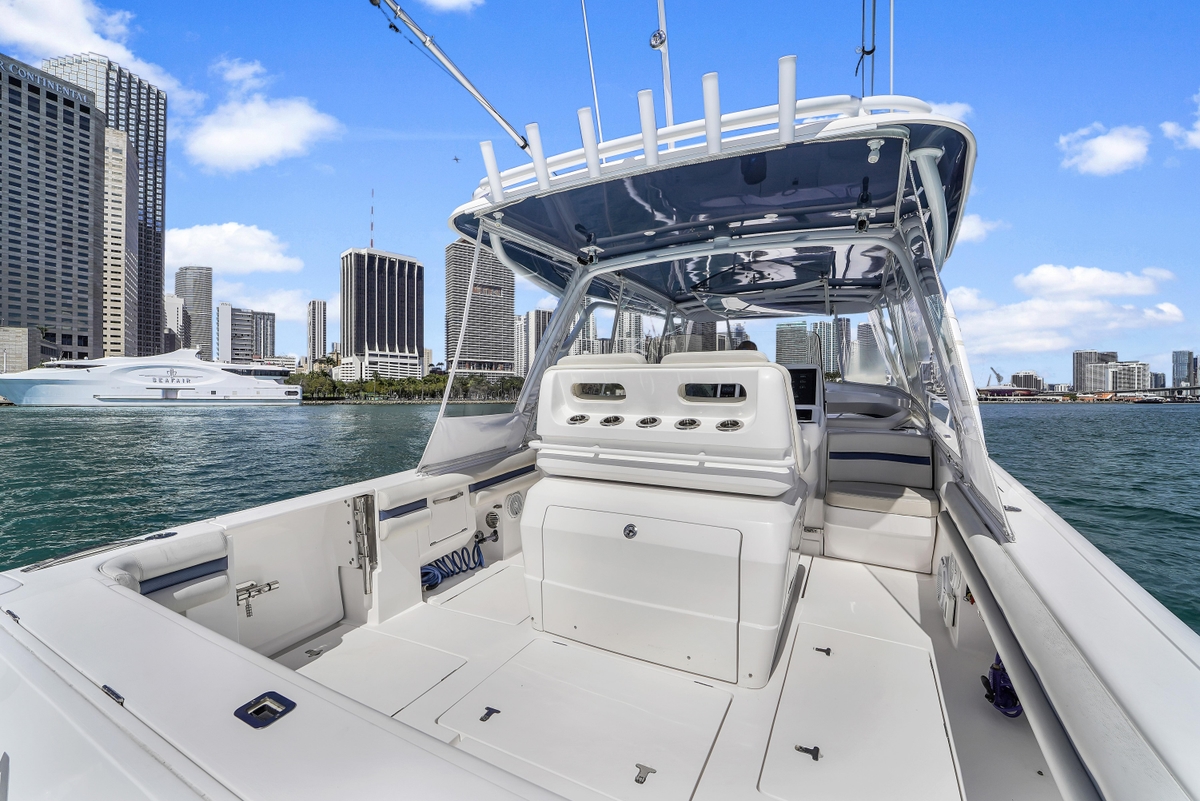 Intrepid 407 Cuddy 2019