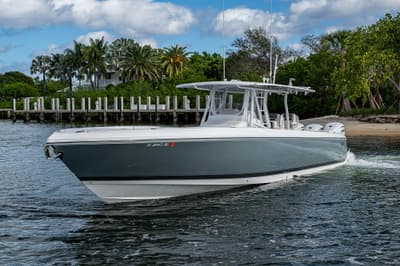 BOATZON | Intrepid 407 Nomad FE 2019