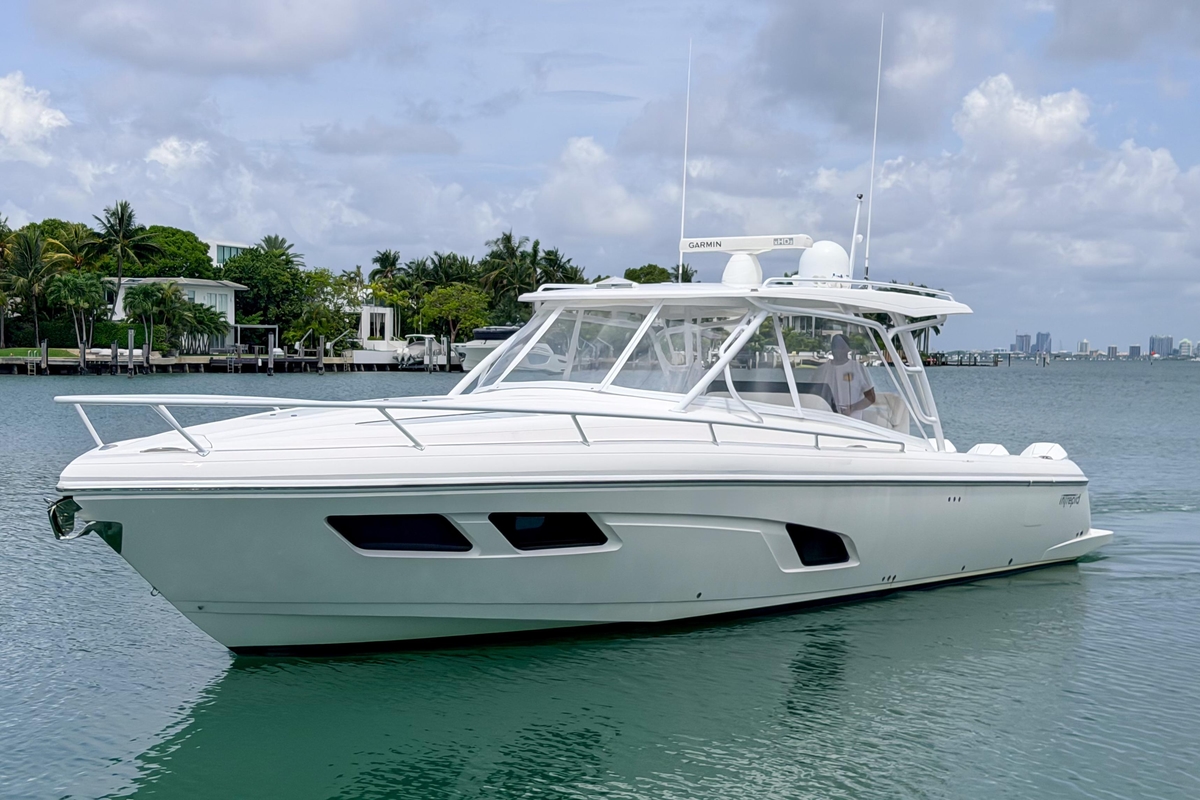 2021 Intrepid 409 Valor - Sold Boat