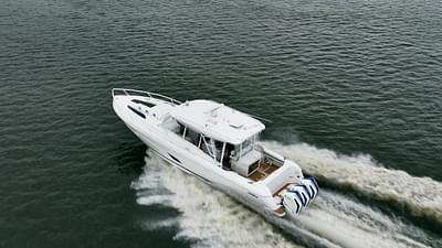BOATZON | Intrepid 409 Valor 2022 BOATZON | Intrepid 409 Valor 2022