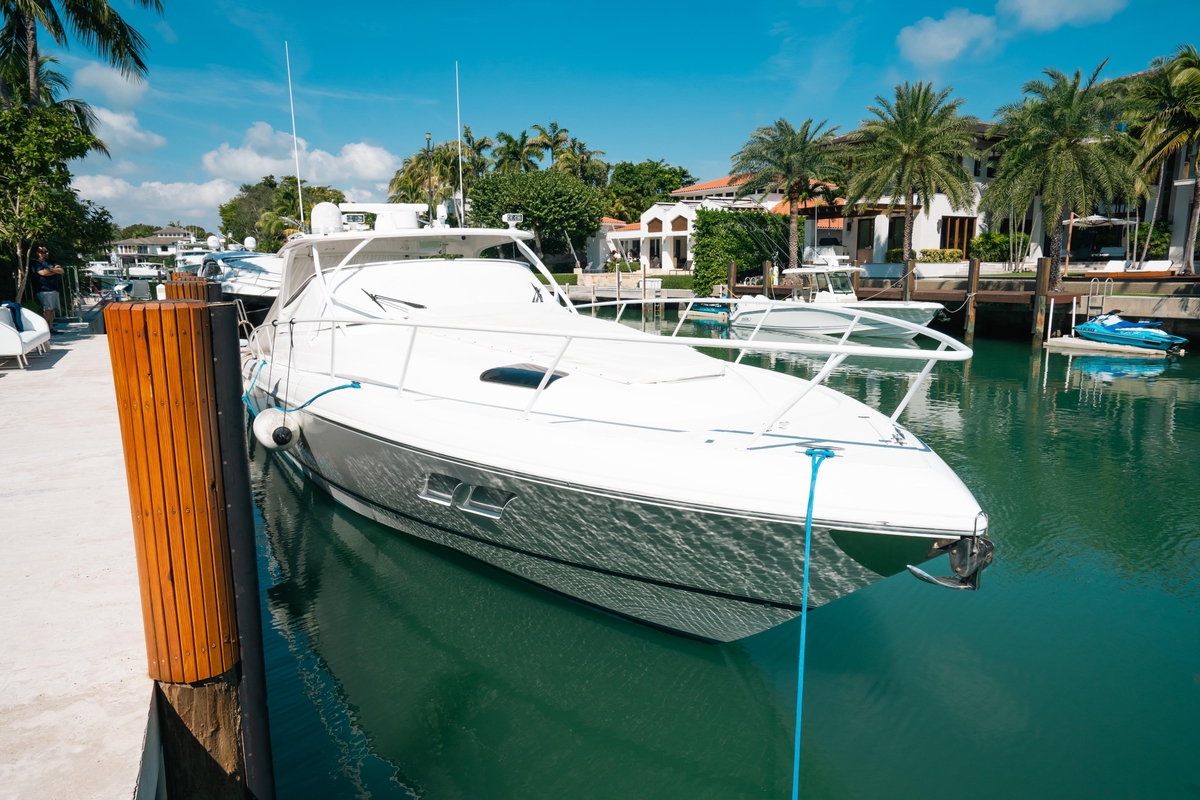 2009 Intrepid 475 Sport Yacht - Sold Boat