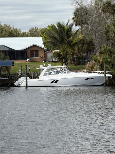 BOATZON | Intrepid 475 Sport Yacht 2019