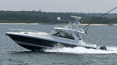 BOATZON | Intrepid 477 Evolution 2023