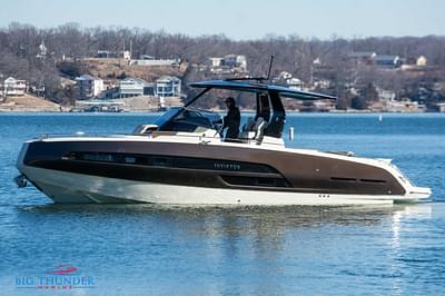 BOATZON | Invictus GT320 2024 BOATZON | Invictus GT320 2024