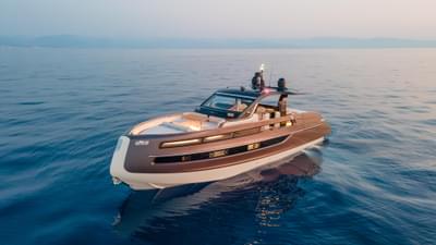 BOATZON | Invictus TT550 2025