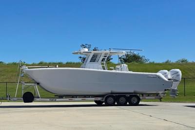 BOATZON | Invincible 33 Catamaran 2022