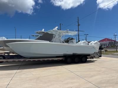 BOATZON | Invincible 33 Open Fisherman 2026 BOATZON | Invincible 33 Open Fisherman 2026