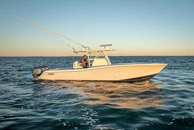 BOATZON | Invincible 36 CC 2020 BOATZON | Invincible 36 CC 2020