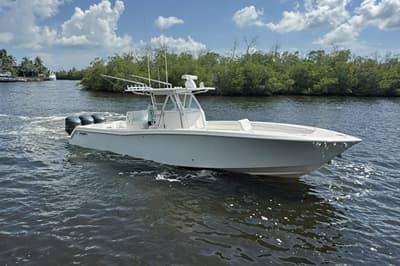 BOATZON | Invincible 36 Open Fisherman 2013