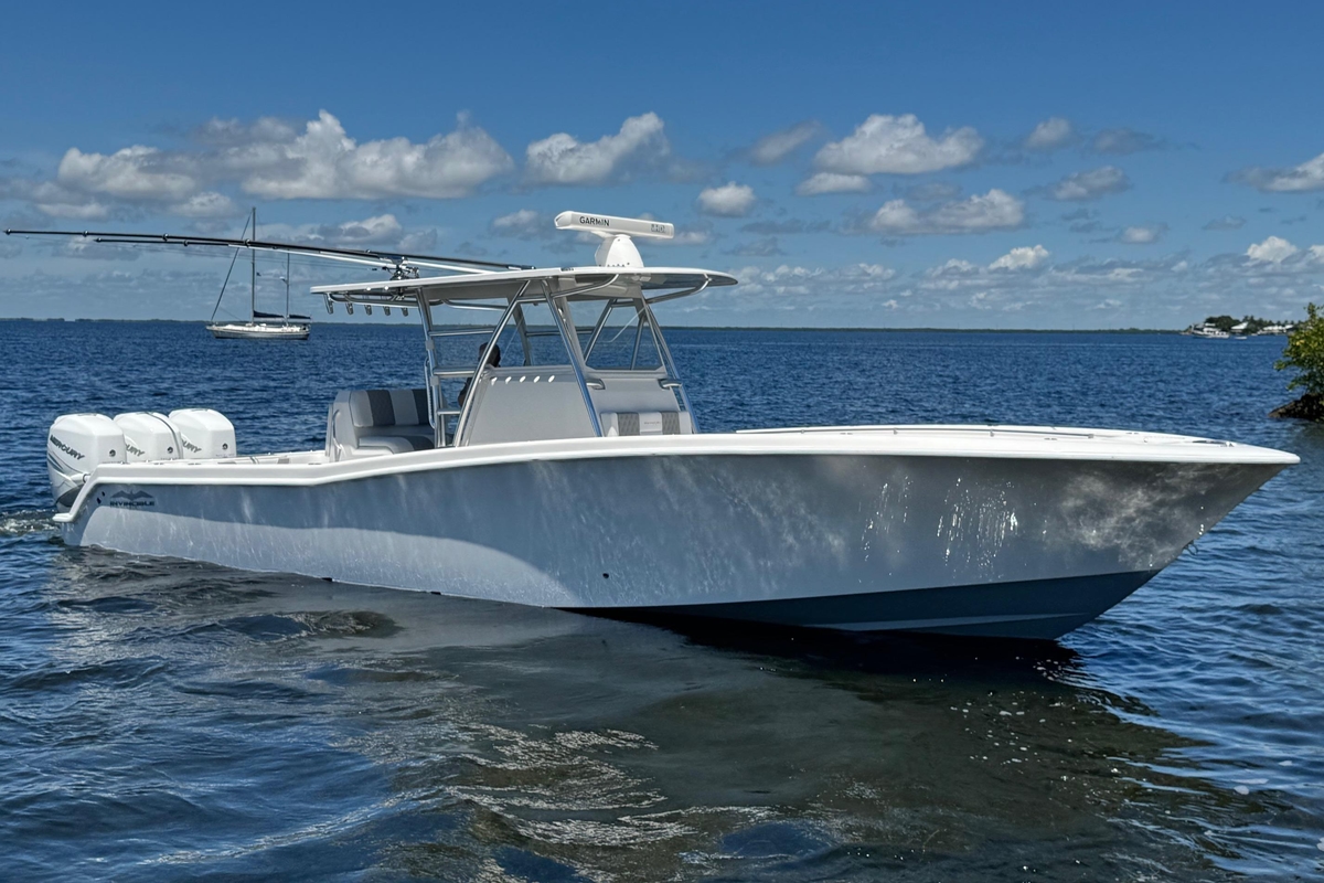 Invincible 36 Open Fisherman 2019