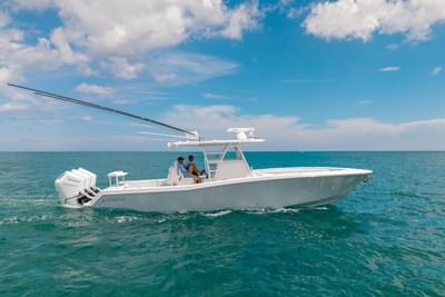 BOATZON | Invincible 36 Open Fisherman 2023 BOATZON | Invincible 36 Open Fisherman 2023