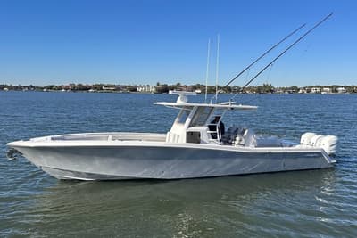 BOATZON | Invincible 39 Open Fisherman 2019
