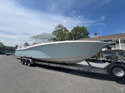 BOATZON | Invincible 39 Open Fisherman 2027