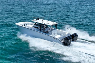 BOATZON | Invincible 40 Catamaran 2026