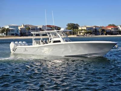 BOATZON | Invincible 43 Open Fisherman 2024