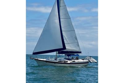 BOATZON | Irwin 43 Mk II Cruiser 1987 BOATZON | Irwin 43 Mk II Cruiser 1987