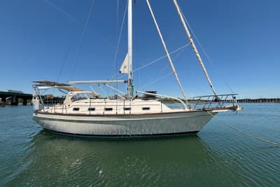 BOATZON | Island Packet 370 2015