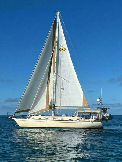 BOATZON | Island Packet 420 2000