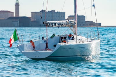 BOATZON | Italia Yachts 998 2026