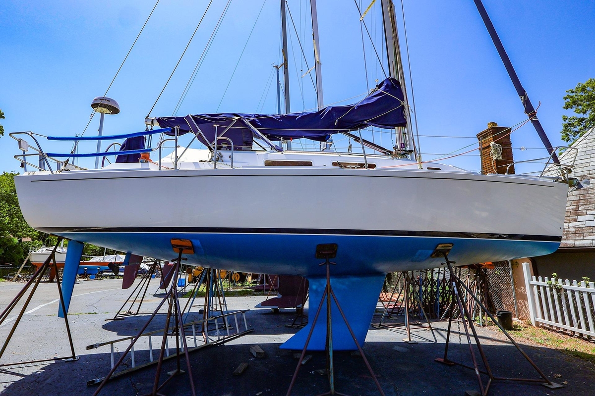 2001 J Boats J/32 - Sold Boat