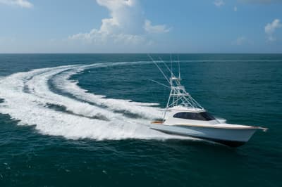 BOATZON | Jarrett Bay Hardtop Express Sportfish 2015