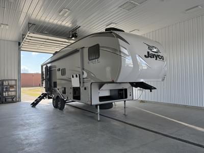 BOATZON | Jayco Eagle HTX 26RLX 2019