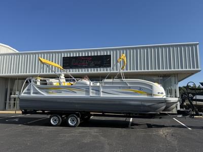 BOATZON | JC Pontoon 266 IO 2006 BOATZON | JC Pontoon 266 IO 2006