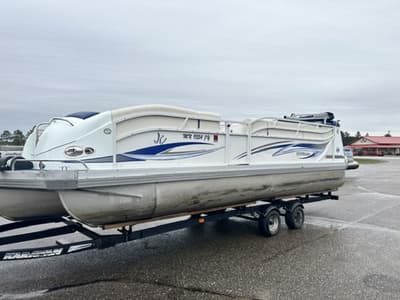BOATZON | JC TRITOON 246 Tri Toon 2005
