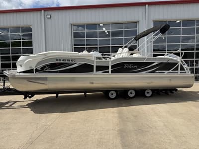 BOATZON | JC Tritoon 26 Sport 2016