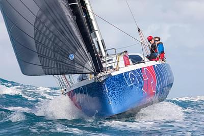 BOATZON | Jeanneau 3300 Sun Fast 2025