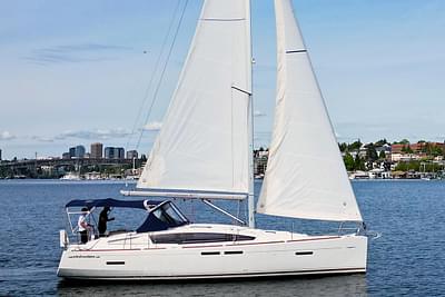BOATZON | Jeanneau 41 Deck Salon 2013 BOATZON | Jeanneau 41 Deck Salon 2013