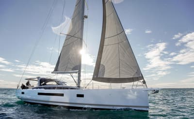 BOATZON | Jeanneau 65 2027