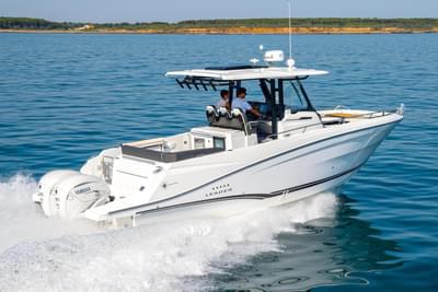 BOATZON | Jeanneau Leader 105 CC 2026