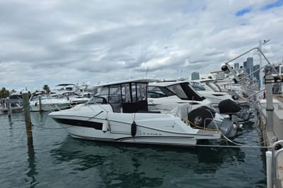 BOATZON | Jeanneau Leader 105 WA Series 2 2022