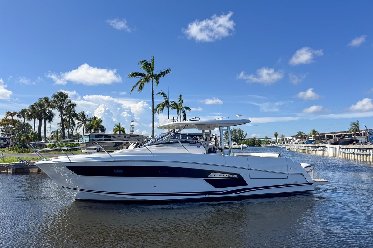 2022 Jeanneau Leader 125 WA - Sold Boat