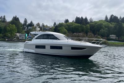BOATZON | Jeanneau Leader 46 2017