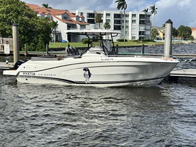 BOATZON | Jeanneau Leader 90 CC 2023
