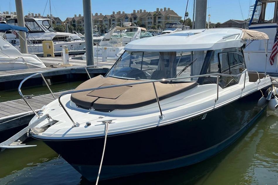 2017 Jeanneau Merry Fisher 795 - Sold Boat